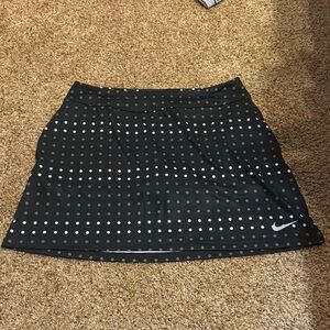 Nike Women's Black and White Golf Skirt